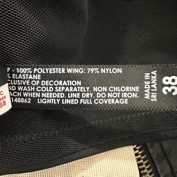 Torrid Curves Full Coverage Lightly Lined 360 Back Smoothing Bra - Picture 9 of 12